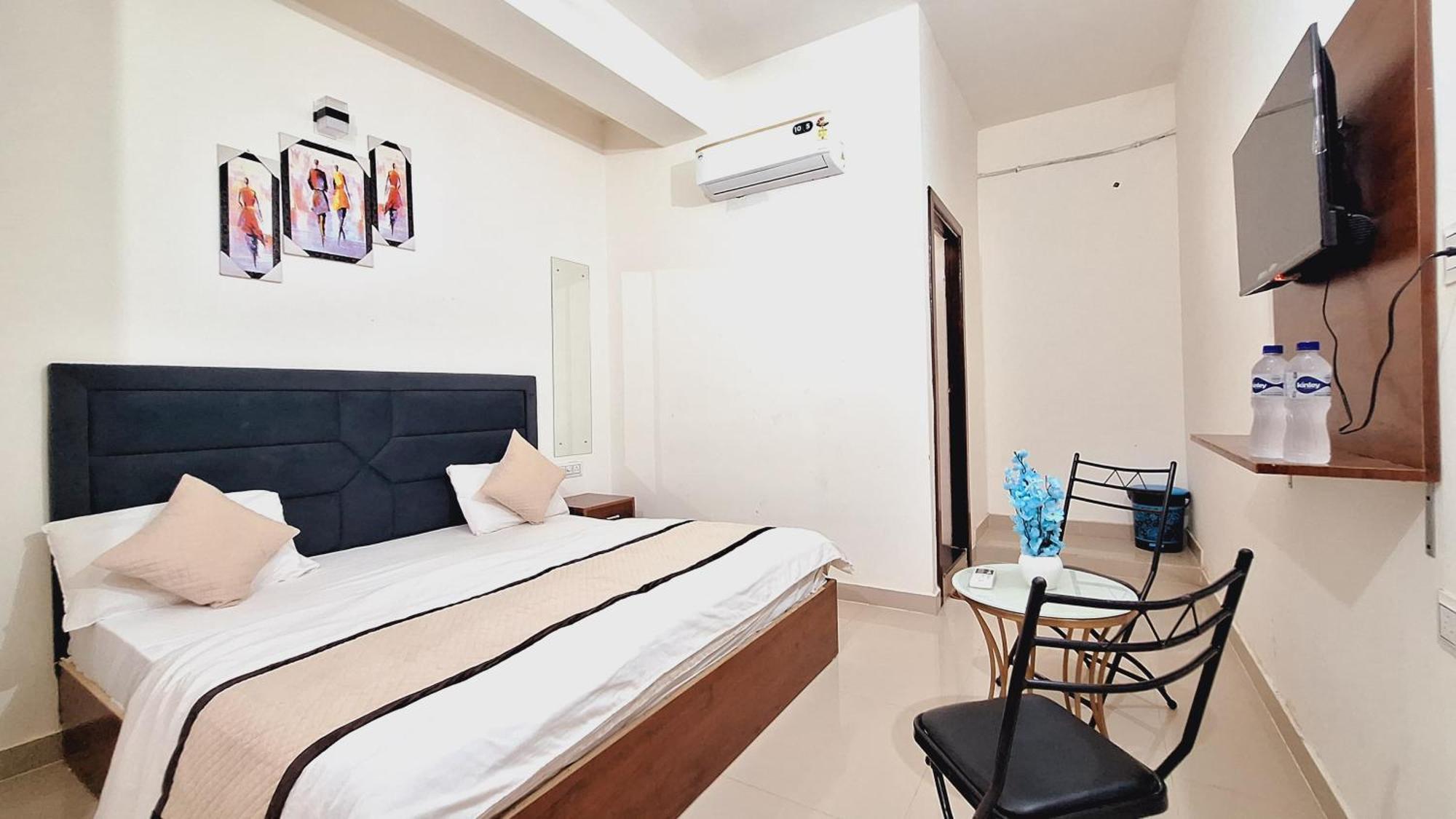 Hotel Brothers Agra  Exterior photo